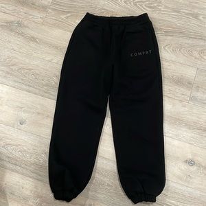 Black Comfrt Sweatpants - Large